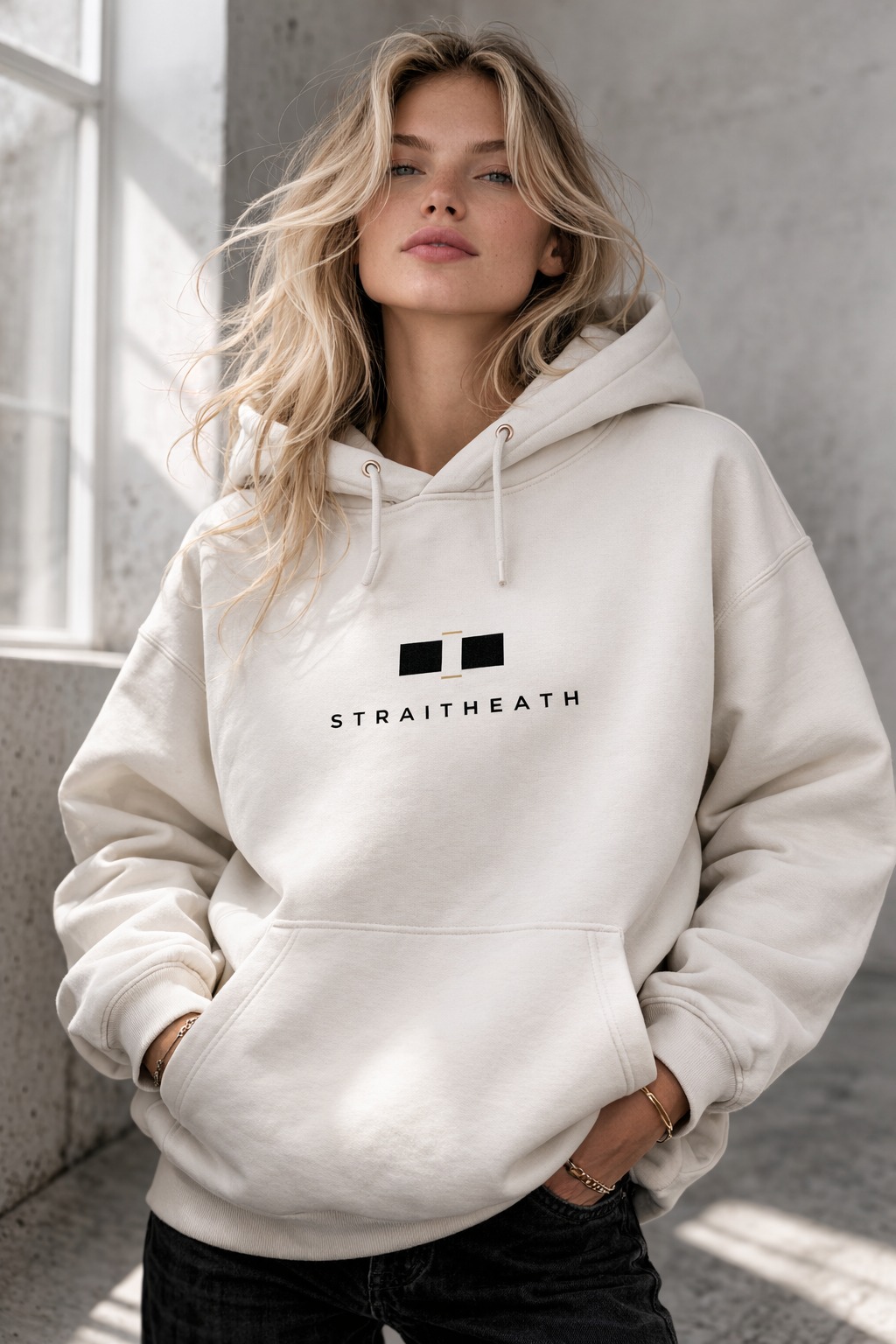 Straitheath Heavyweight Hoodie Off-White